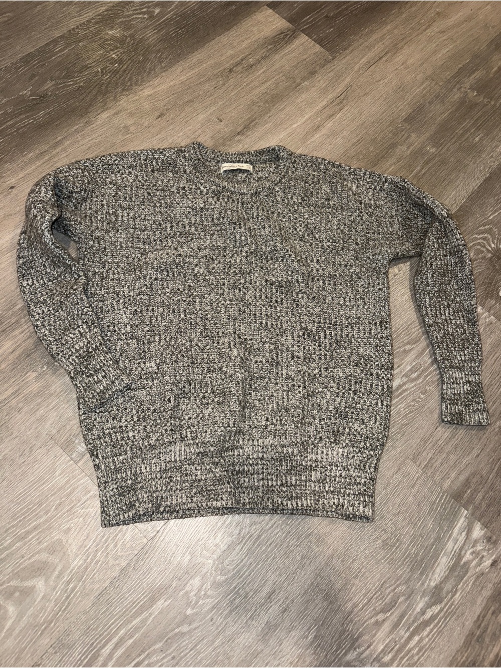 Women’s Abercrombie & Fitch knit sweater